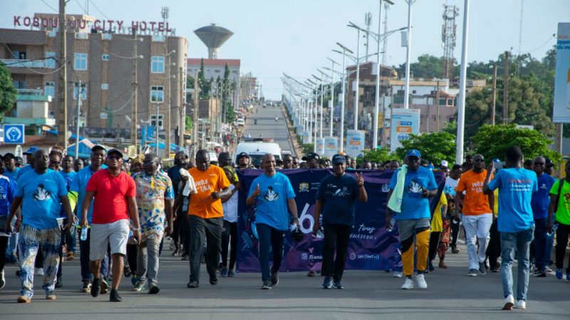 6 Kilomètres de marche sportive “Walk the Talk” à Parakou: Plus 500 personnes ont relevé le défi en faveur de la santé