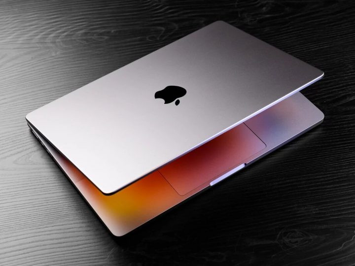 Le MacBook Pro va bénéficier d’une refonte design majeure, mais il va falloir patienter