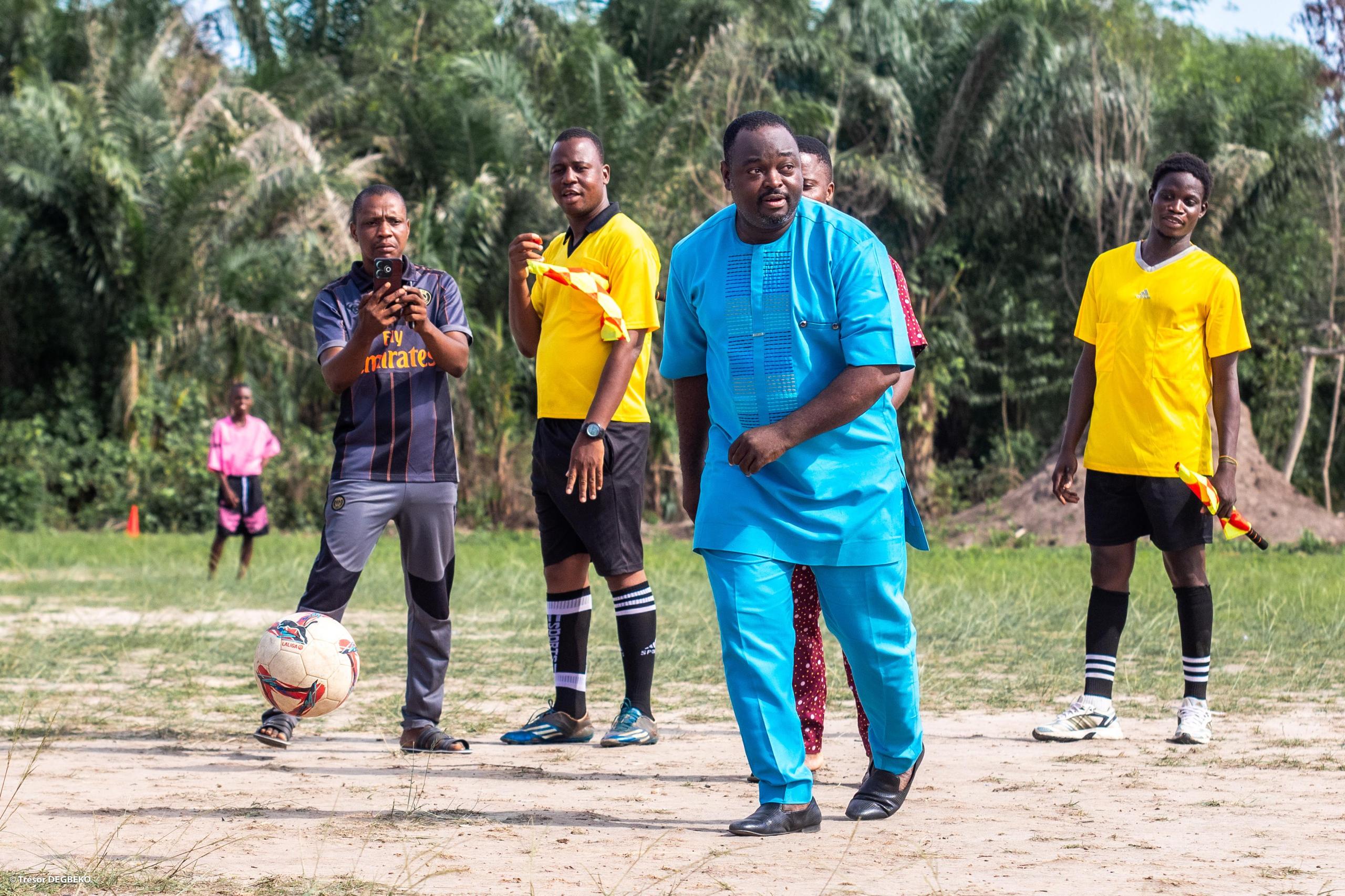 « Nos jeunes talents brillent et représentent fièrement leurs établissements scolaires » dixit M. Dossou Nestor MIGNANWANDE, Secrétaire Général Adjoint du Ministère des Sports.
